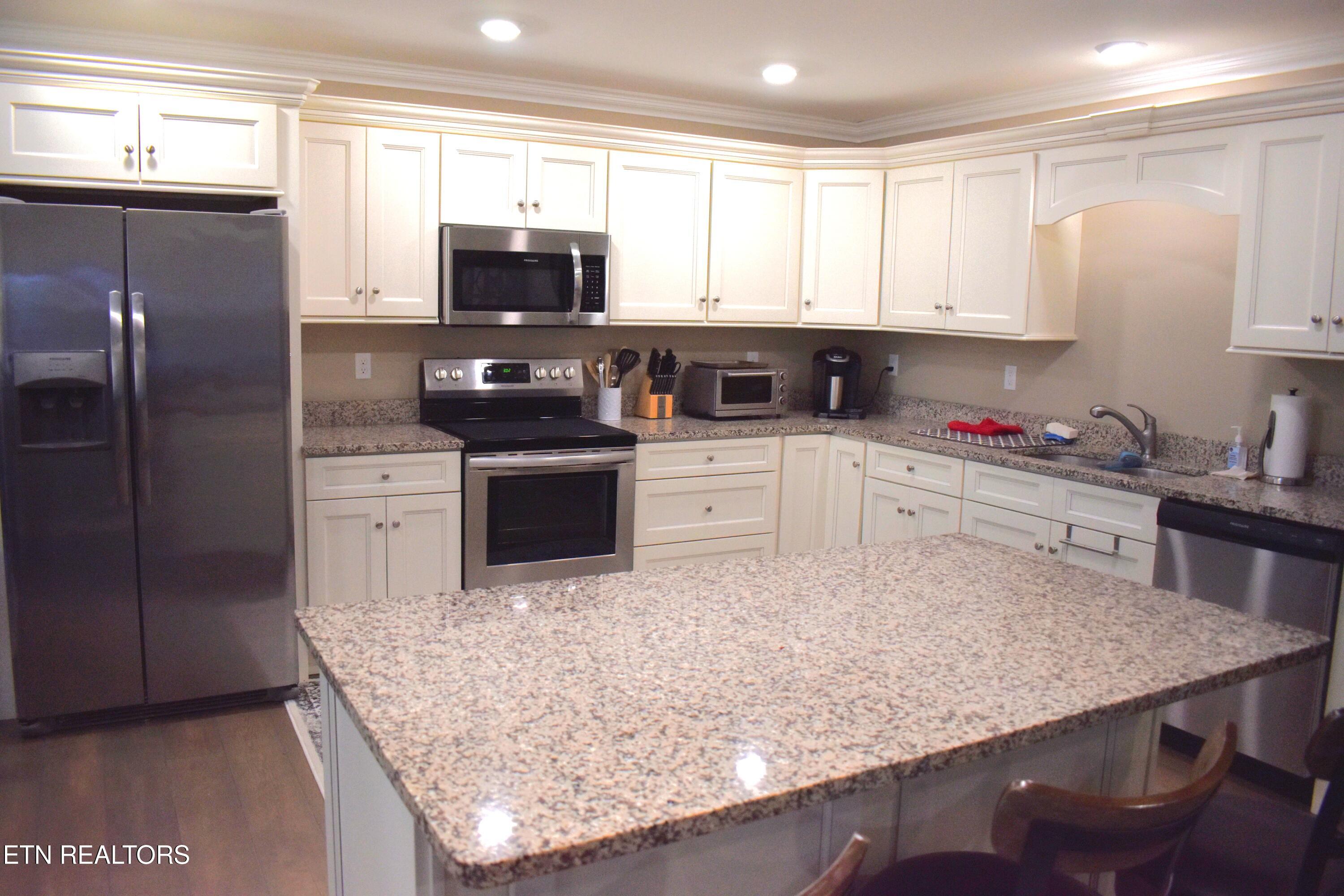 401 Cromwe Street Harrogate, TN 37752 - Photo 12 of 26 DSC_0008