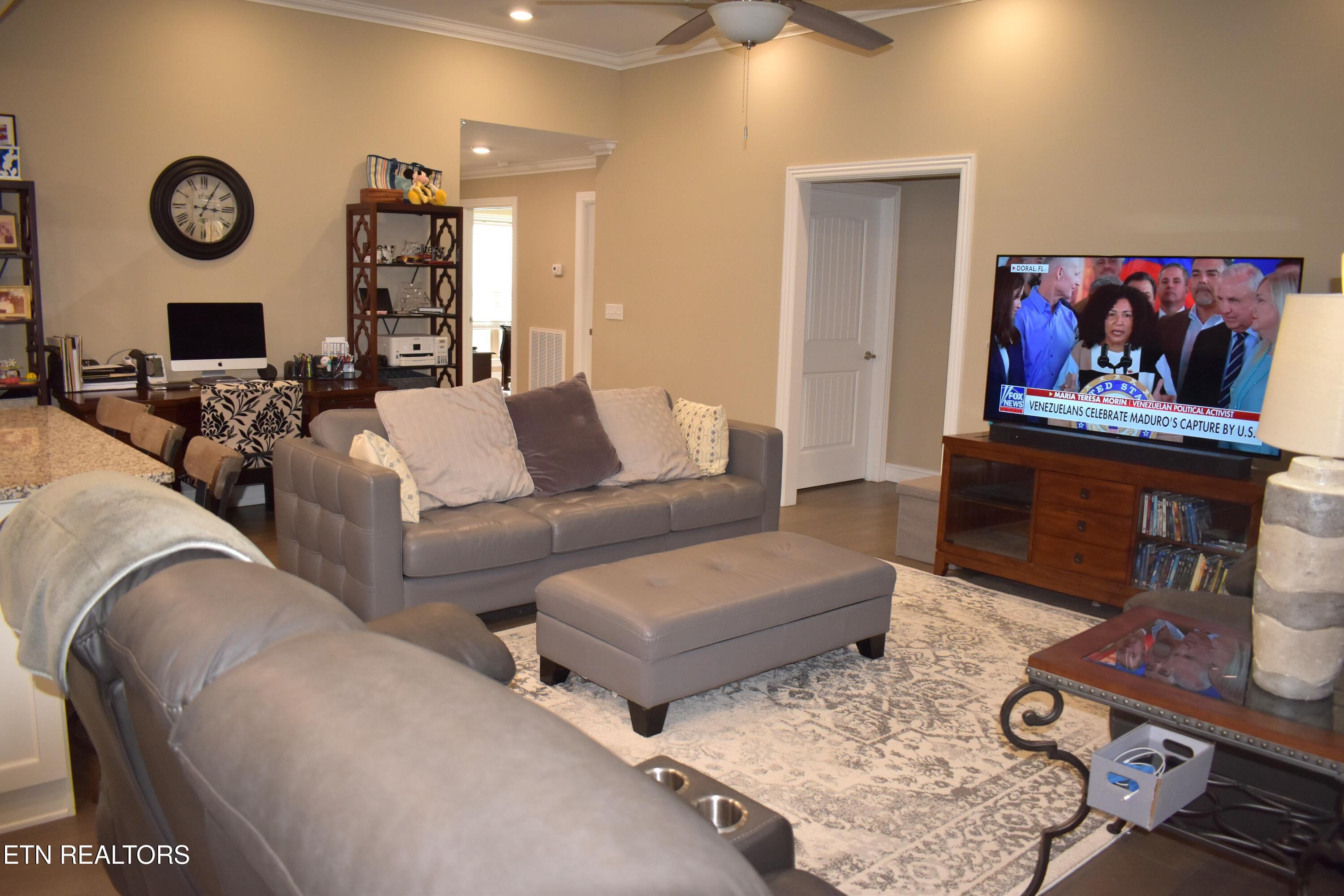 401 Cromwe Street Harrogate, TN 37752 - Photo 15 of 26 DSC_0011