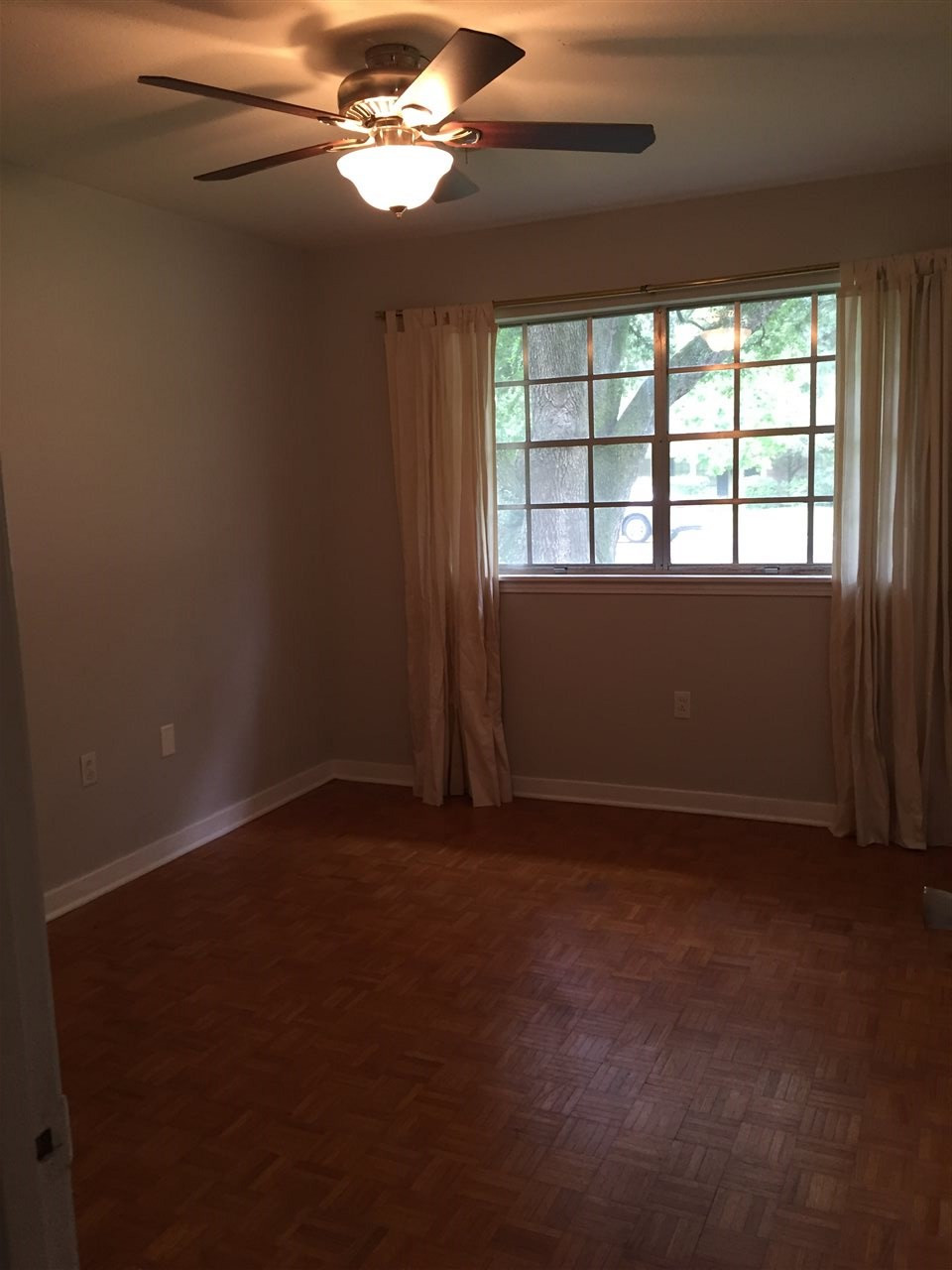 976 Briarfield Road Jackson, MS 39211 - Photo 8 of 17 Photo 8