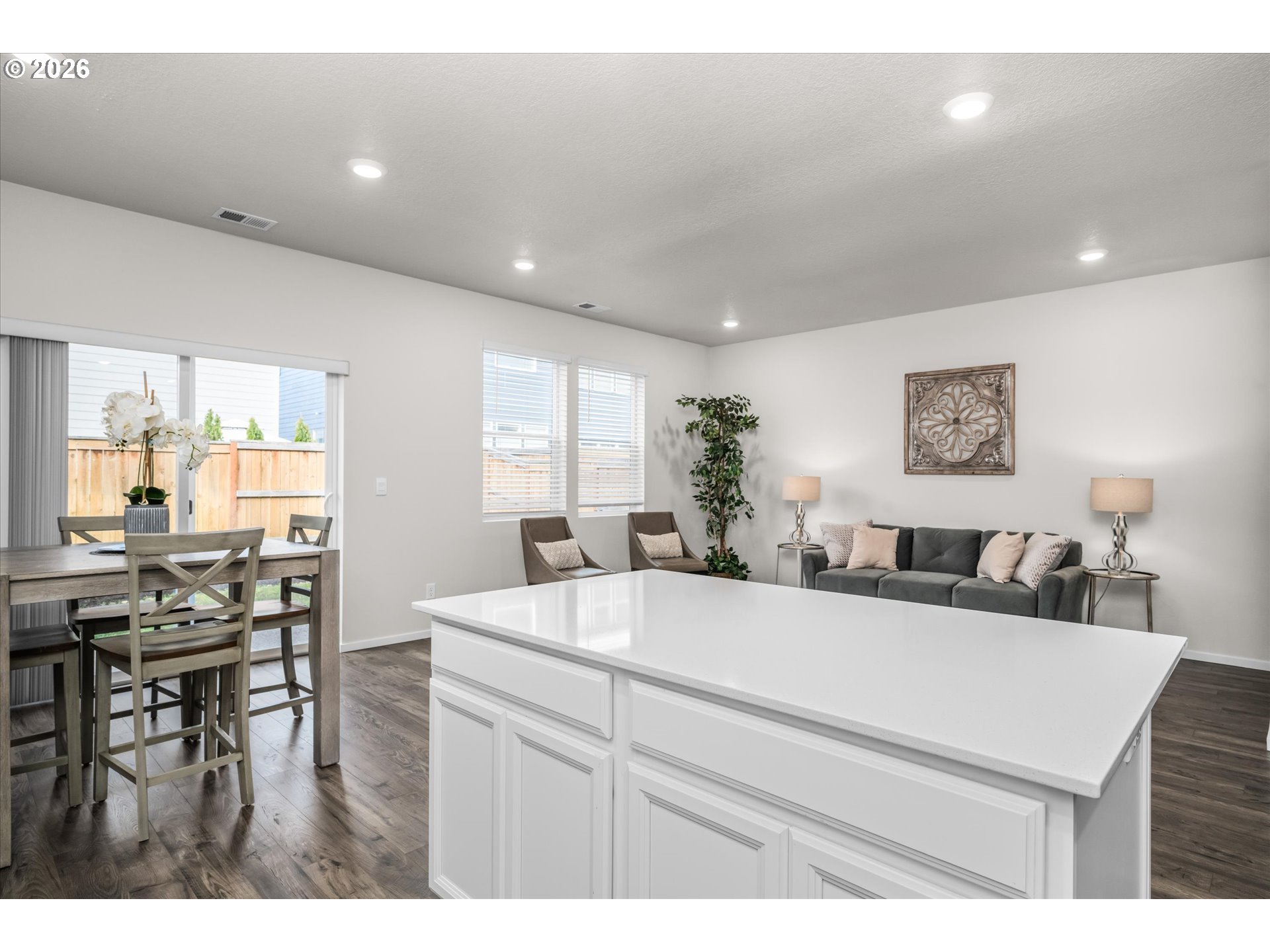 2938 Fenya Street Springfield, OR 97477 - Photo 17 of 35 Great Room