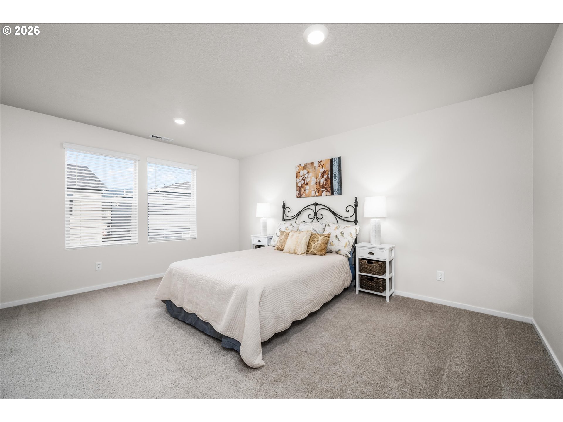 2938 Fenya Street Springfield, OR 97477 - Photo 20 of 35 Owner's Suite Bedroom