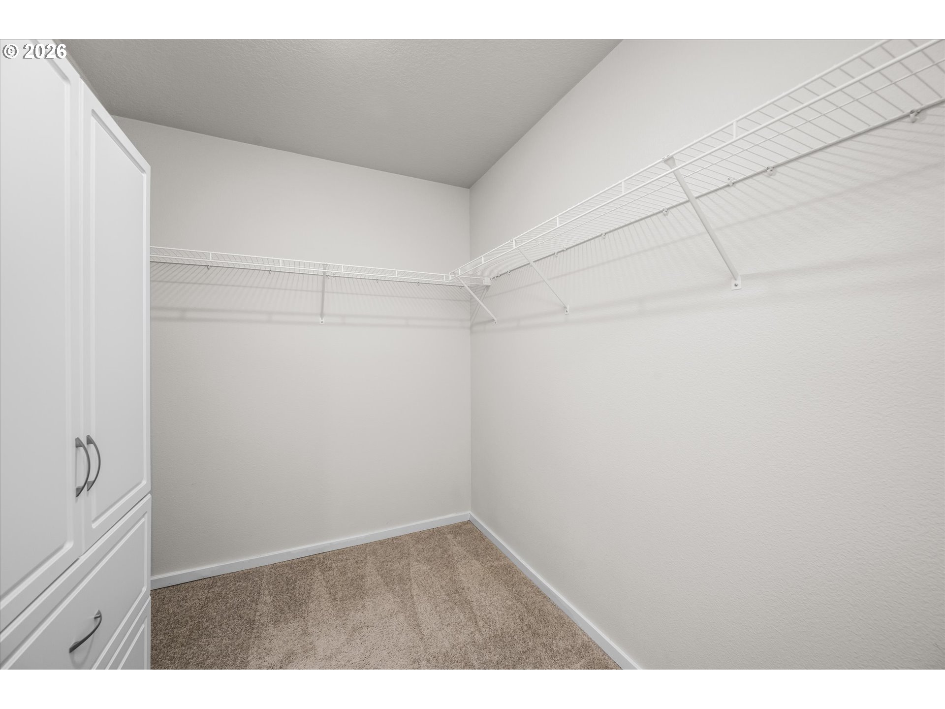 2938 Fenya Street Springfield, OR 97477 - Photo 24 of 35 Owner's Suite Bedroom