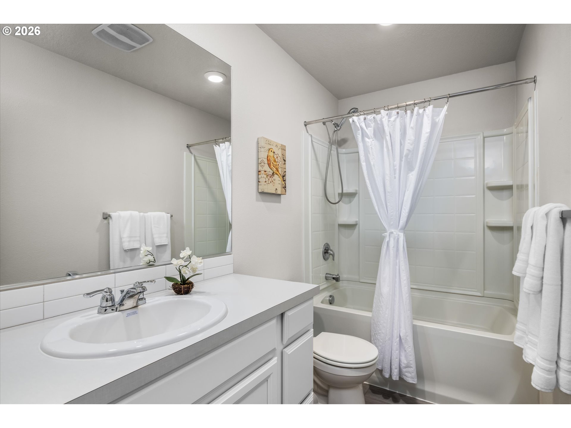 2938 Fenya Street Springfield, OR 97477 - Photo 26 of 35 Bathroom