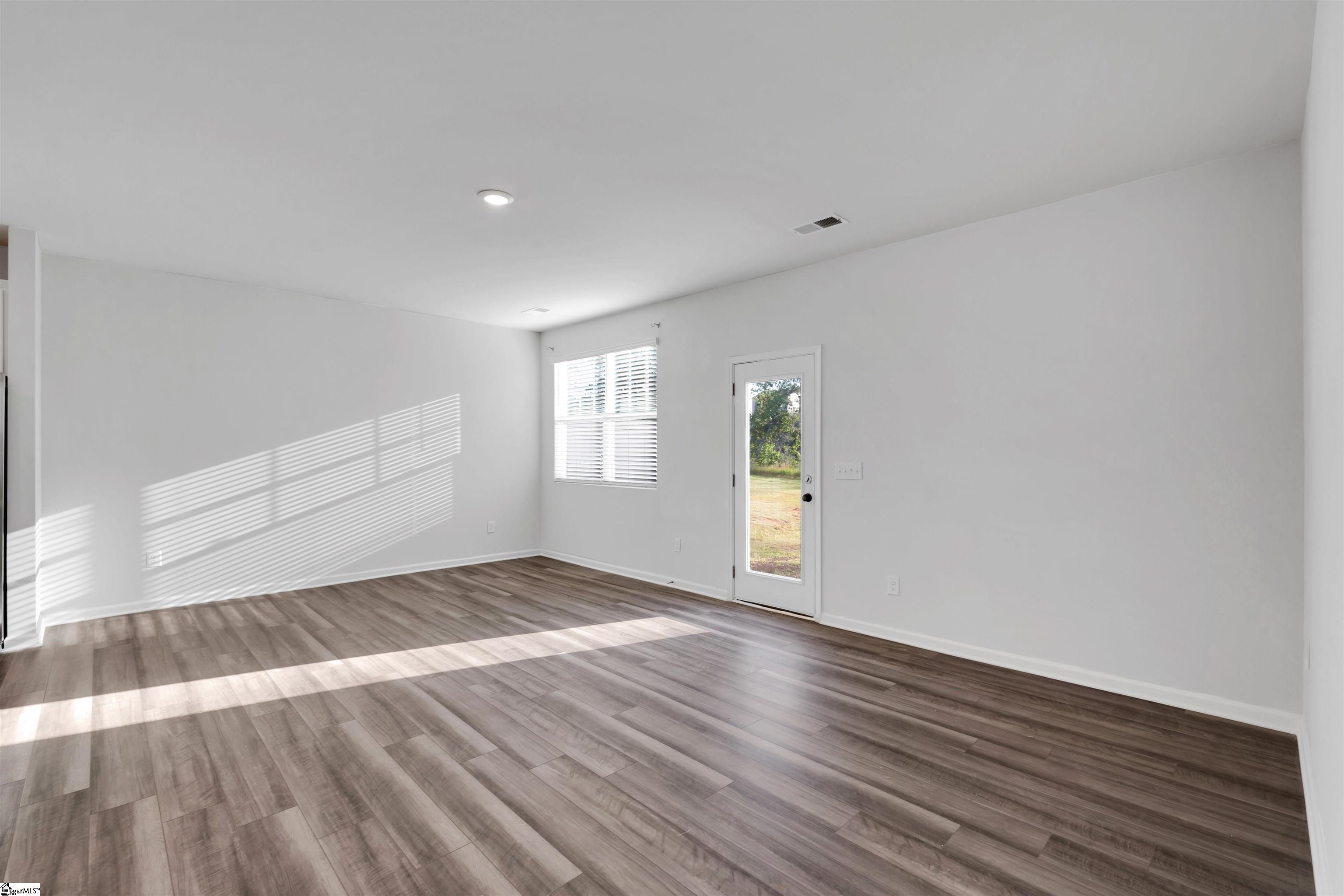 309 East Compass Way Easley, SC 29640 - Photo 7 of 23