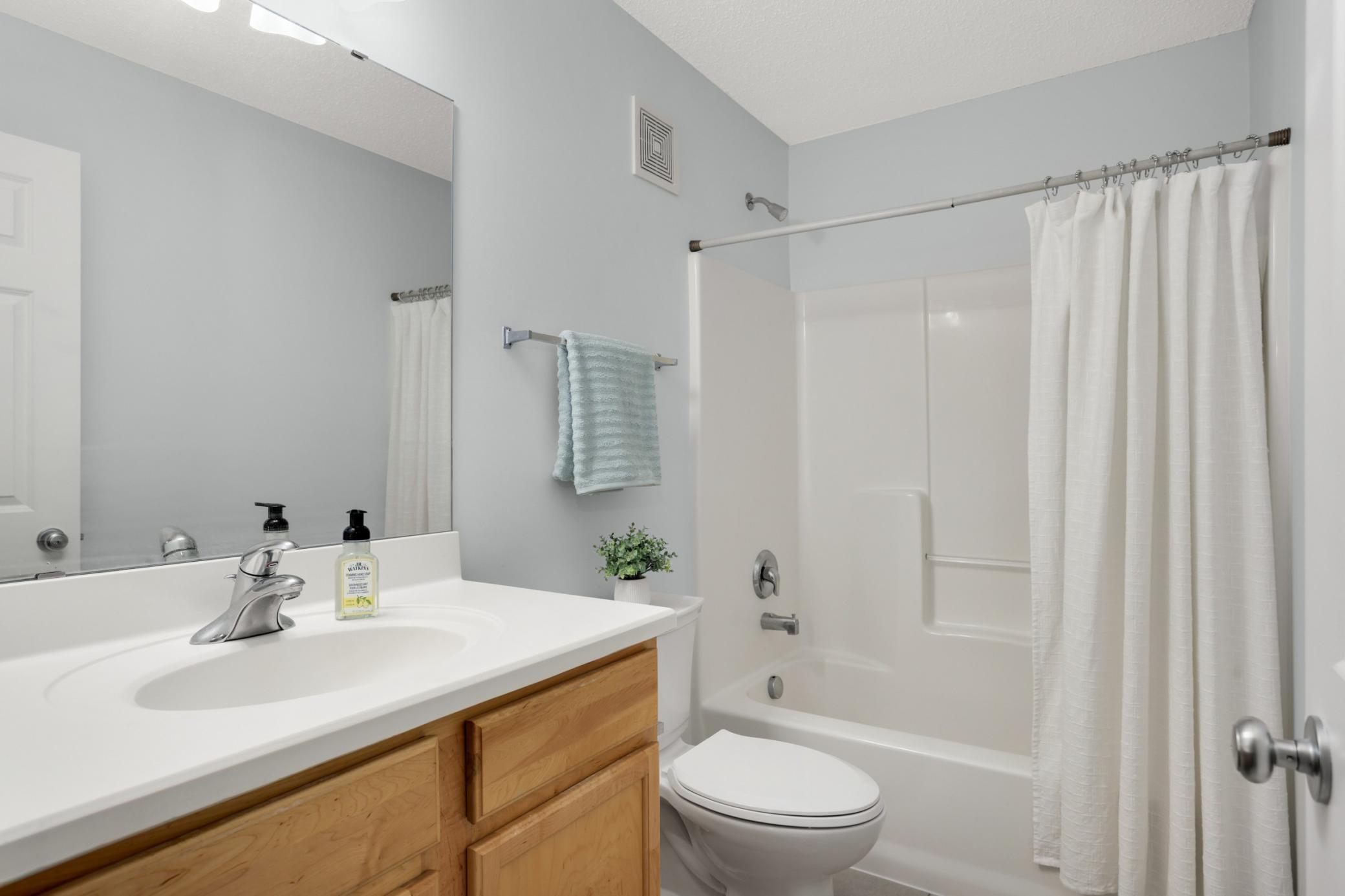 15558 Eagle Ridge Road, Unit 1305 Apple Valley, MN 55124 - Photo 18 of 39