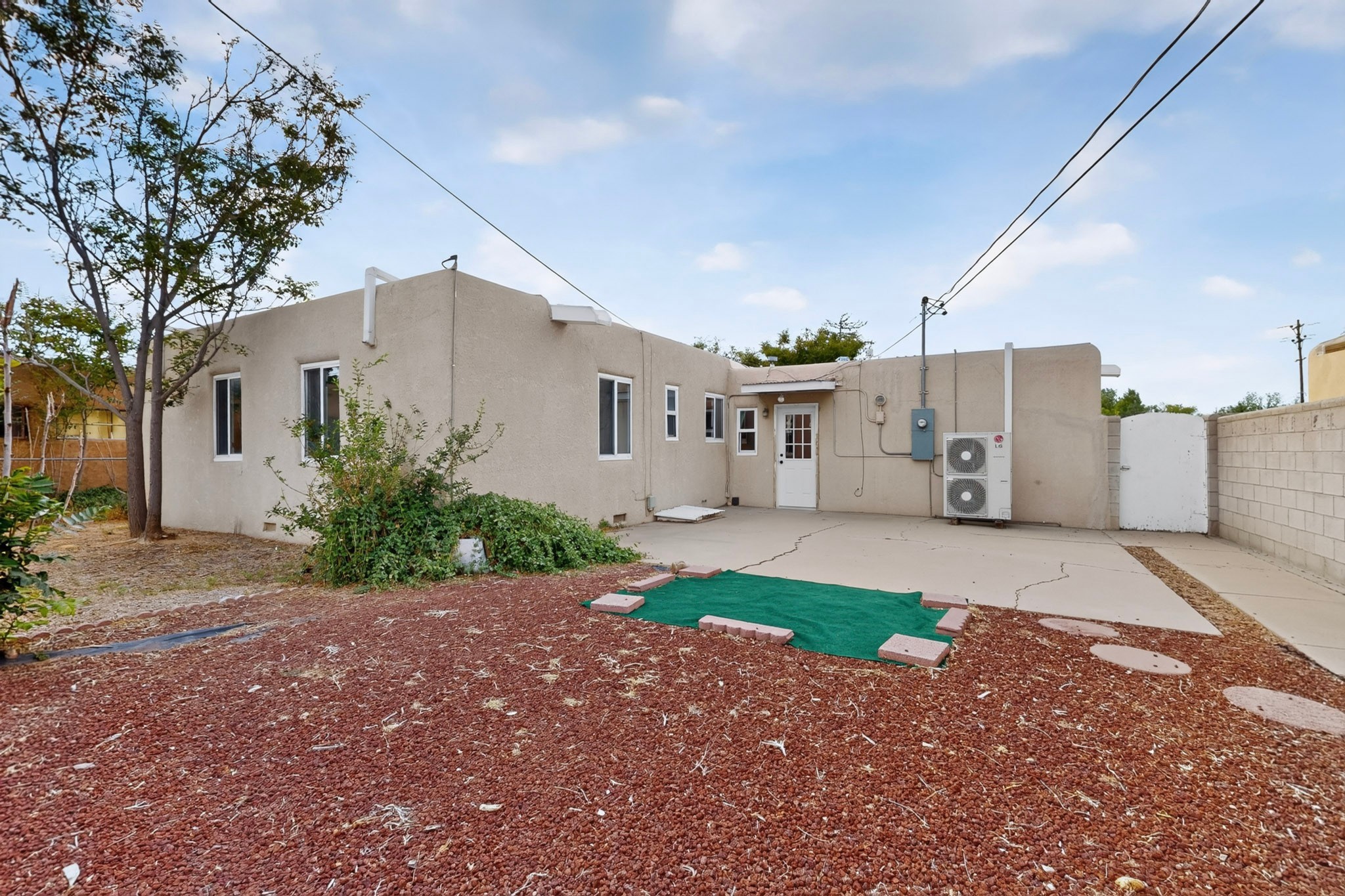 1838 Otowi Road Santa Fe, NM 87505 - Photo 35 of 44