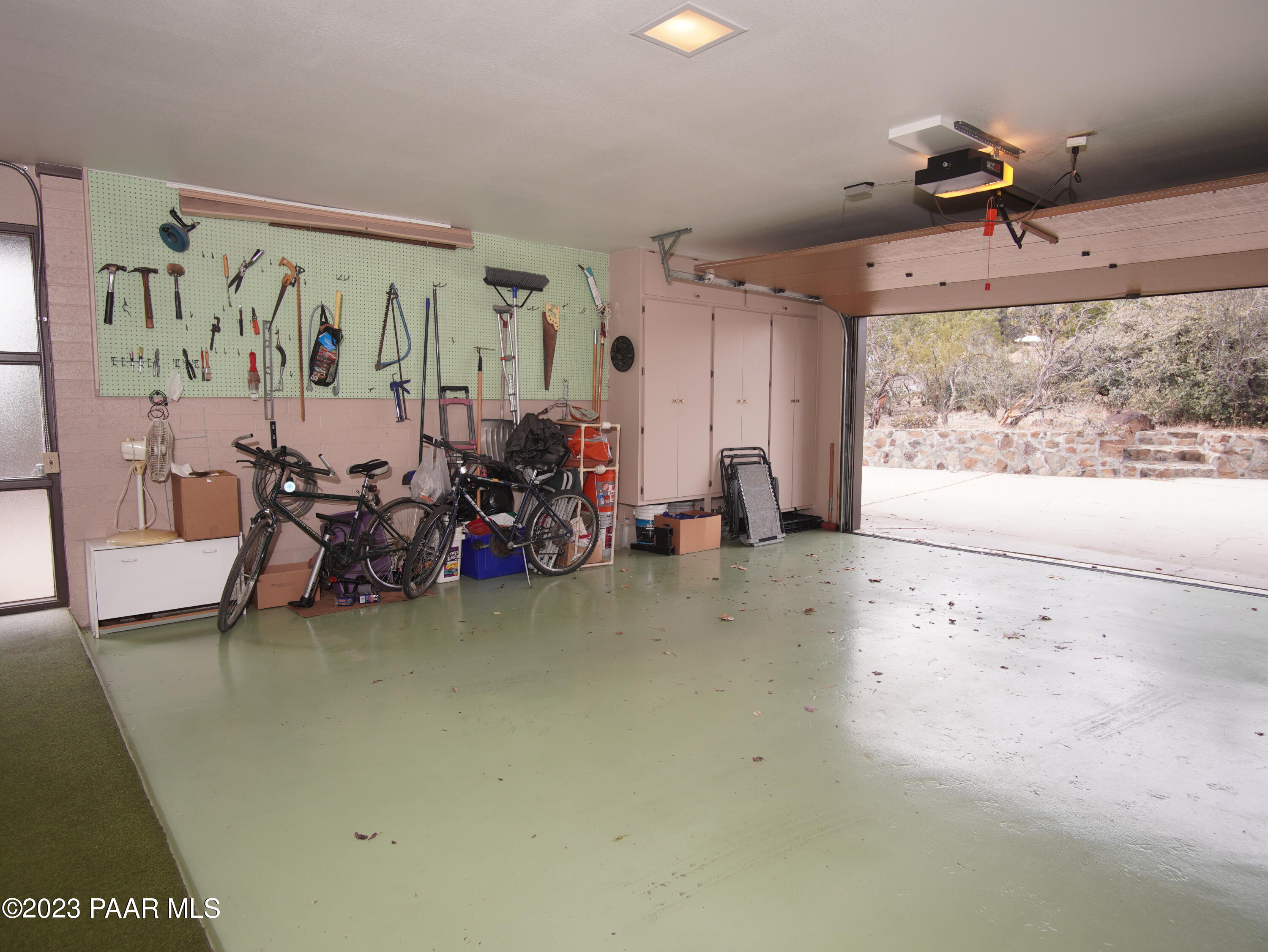26 Pinnacle Road Prescott, AZ 86305 - Photo 45 of 59 Garage