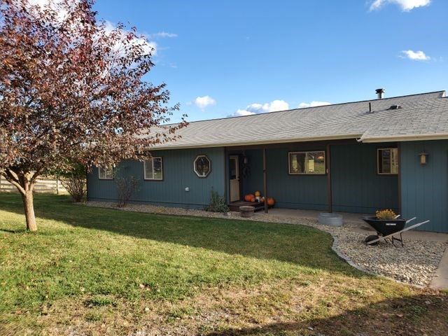 2439 Addy-Gifford Road Addy, WA 99101 - Photo 1 of 19