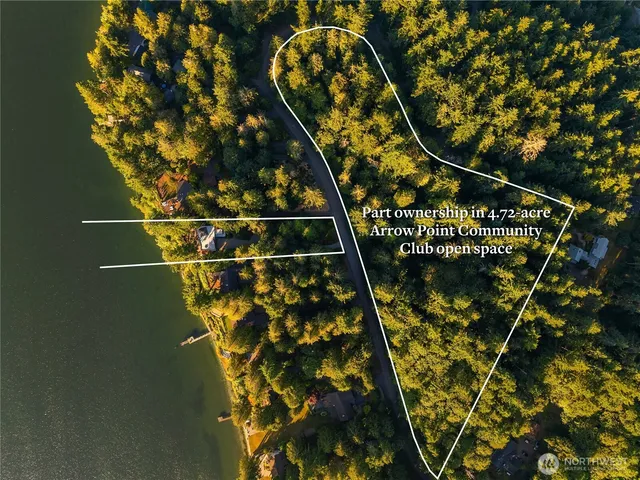 a view of an outdoor space