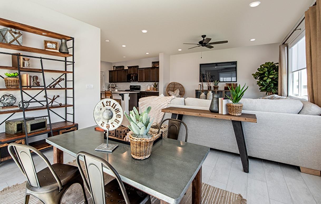 2346 Vaca Way, Unit 81 Merced, CA 95340 - Photo 3 of 12 Gallery Image 3