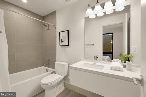 $895,000 | 2647 41st Street Northwest, Unit 2, Washington, DC 20007