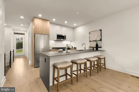 $895,000 | 2647 41st Street Northwest, Unit 2, Washington, DC 20007