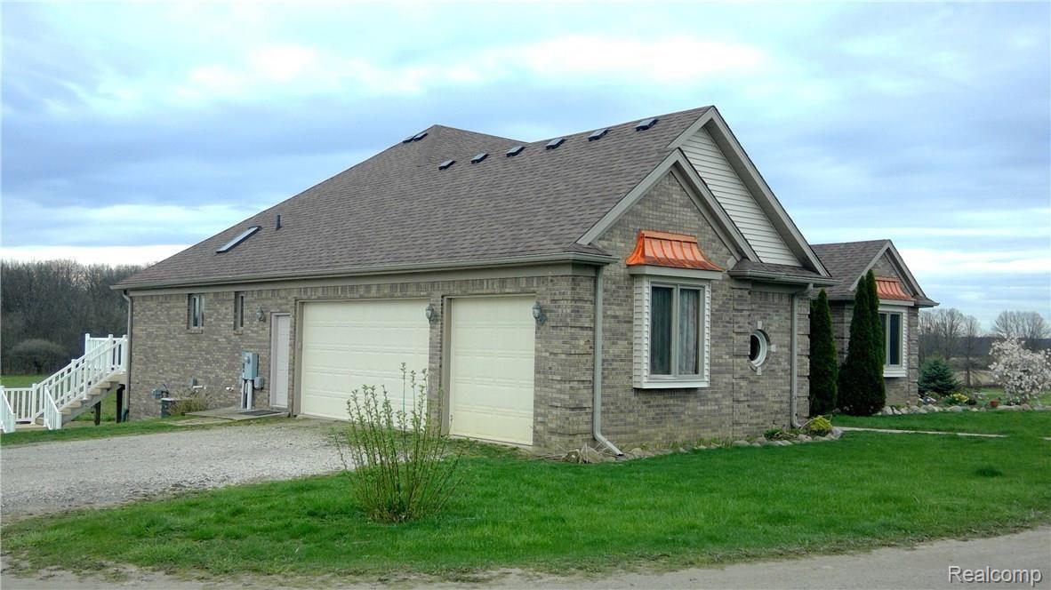 2447 Hadley Road Lapeer, MI 48446 - Photo 2 of 57 WIN_20170425_07_46_56_Pro.jpg
