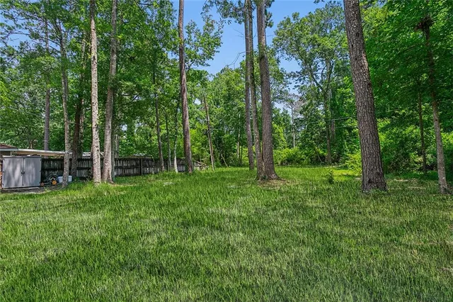 $2,350 | 425 Yaupon Drive, Mandeville, LA 70471