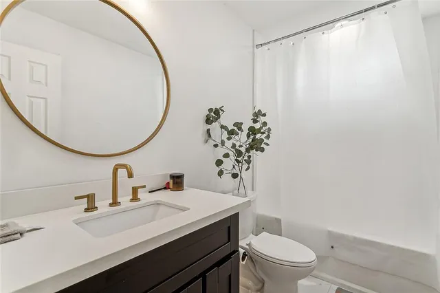 $2,350 | 425 Yaupon Drive, Mandeville, LA 70471