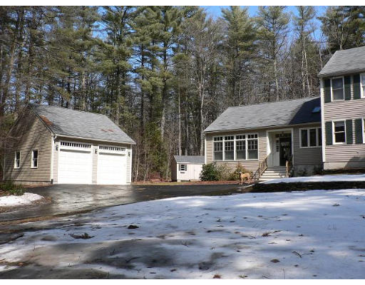 674 Townsend Road Groton, MA 01450 - Photo 2 of 17
