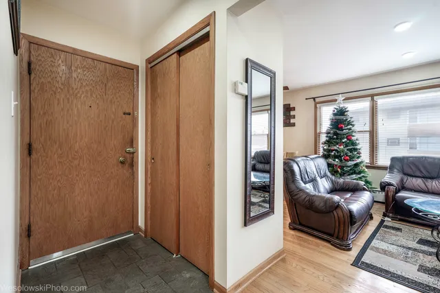 $190,000 | 3023 Paris Avenue, Unit 205, River Grove, IL 60171