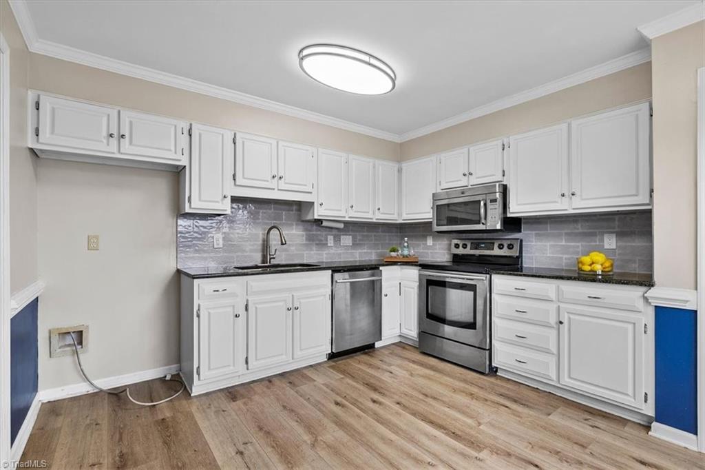 1120 Birch Tree Way Greensboro, NC 27410 - Photo 14 of 34