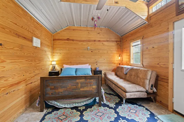 $315,000 | 1152 County Road 3260, Colmesneil, TX 75938