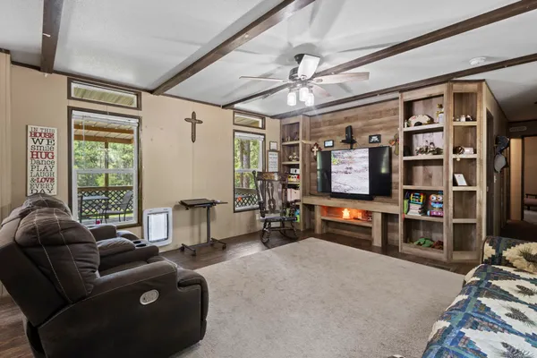 $315,000 | 1152 County Road 3260, Colmesneil, TX 75938