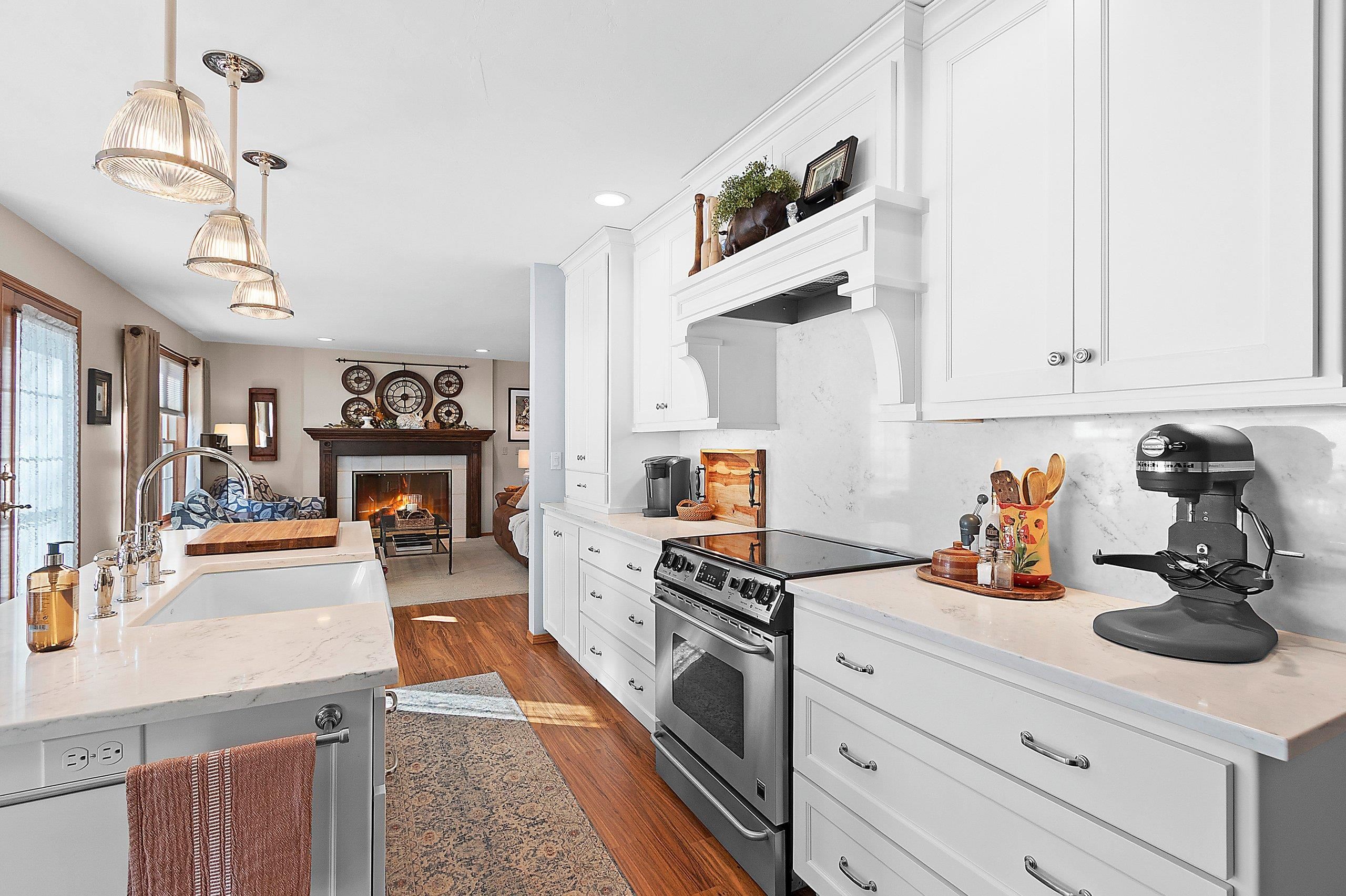 2626 Shore Ridge Court Green Bay, WI 54311 - Photo 23 of 68