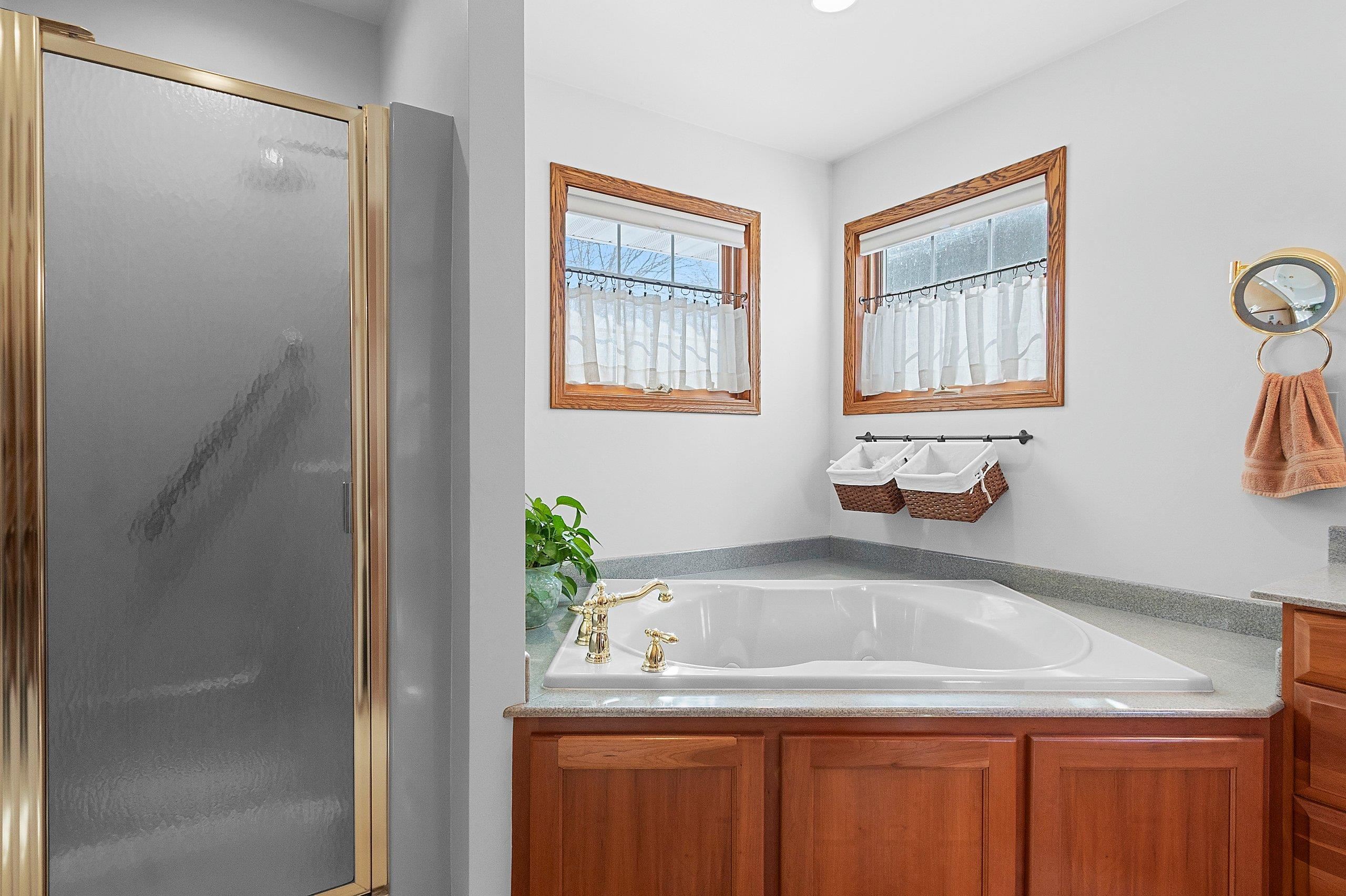 2626 Shore Ridge Court Green Bay, WI 54311 - Photo 34 of 68