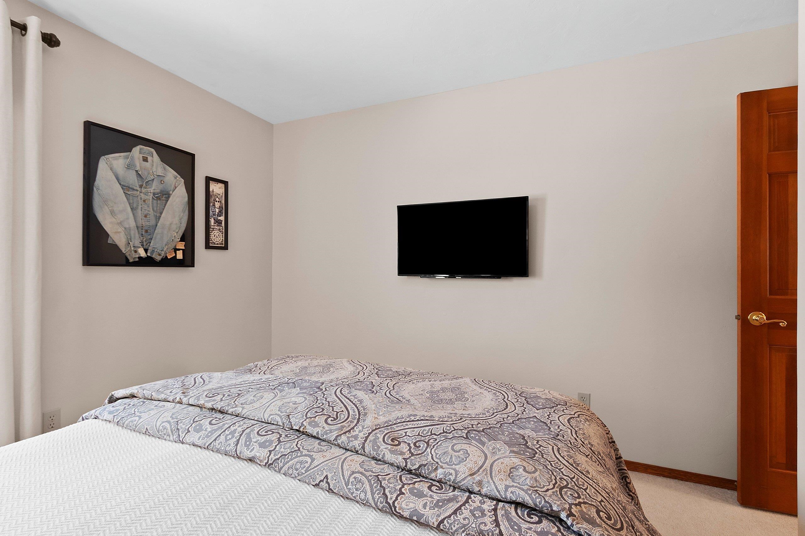 2626 Shore Ridge Court Green Bay, WI 54311 - Photo 42 of 68