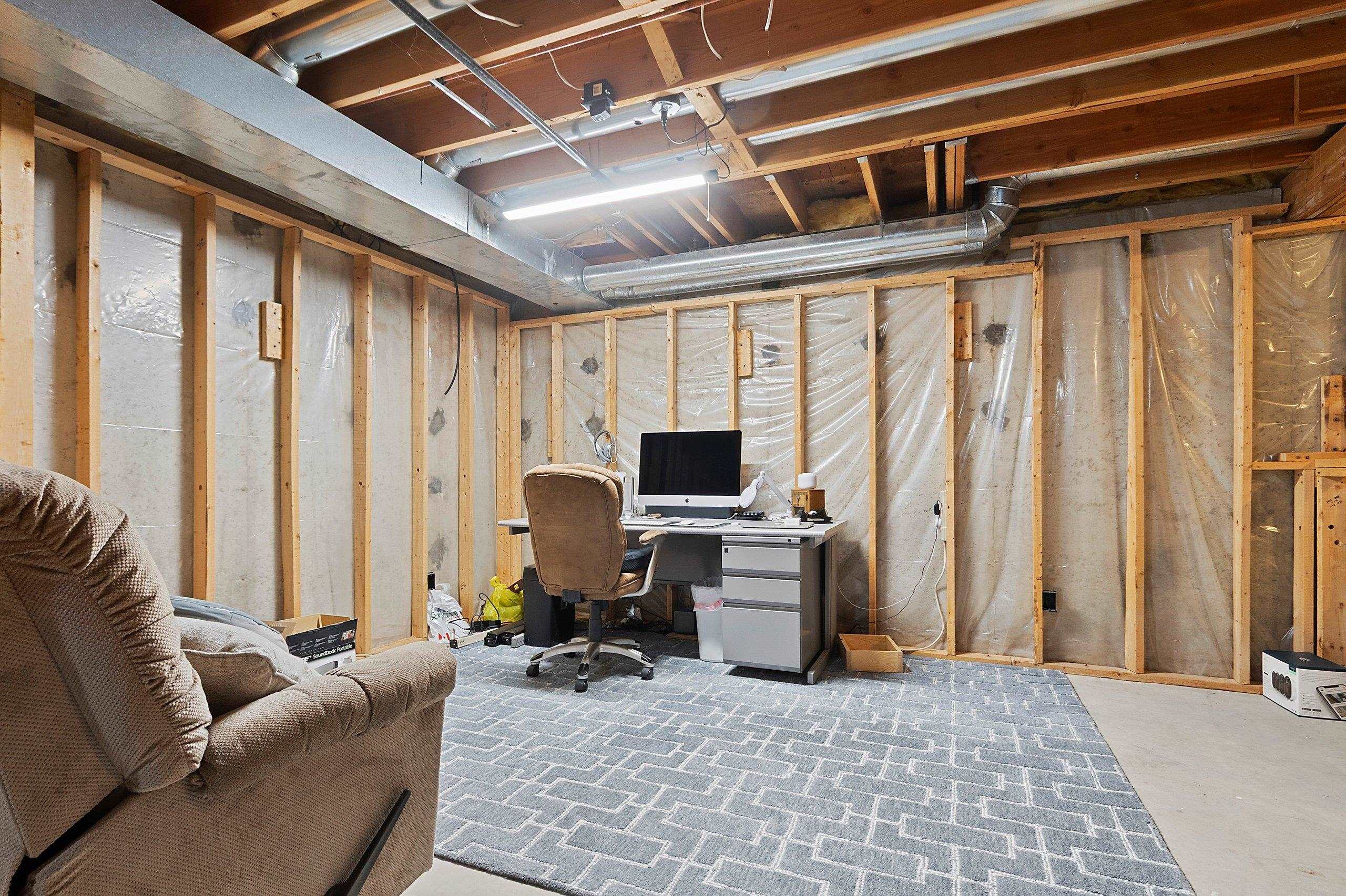 2626 Shore Ridge Court Green Bay, WI 54311 - Photo 46 of 68