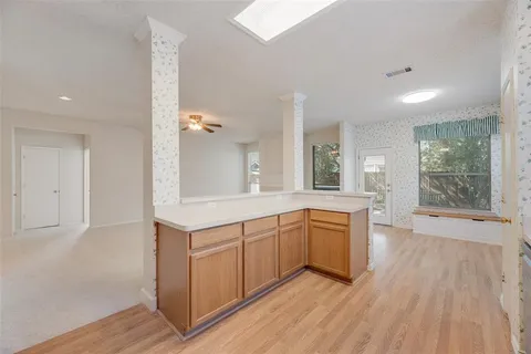 $375,000 | 904 Lake Bluff Drive, Lake Dallas, TX 75065