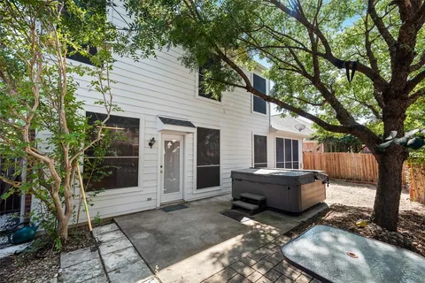 a view of backyard space