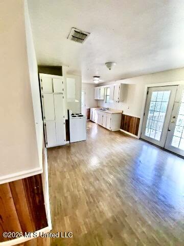2038 Rocky Hill Road Wesson, MS 39191 - Photo 4 of 10 Dining Room_Kitchen