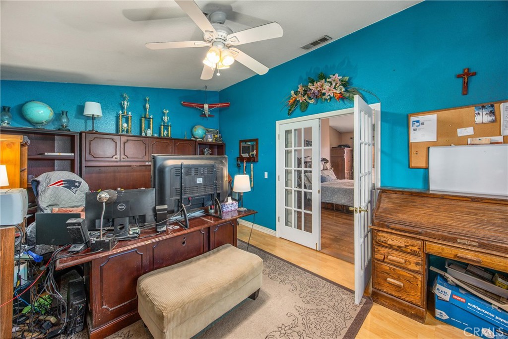 13997 Riverside Drive Apple Valley, CA 92307 - Photo 31 of 55