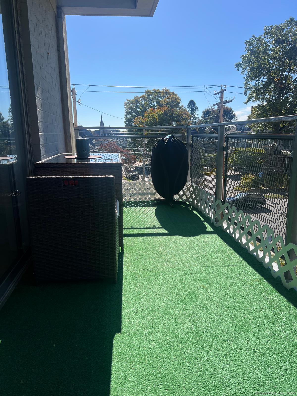 2370 North Avenue, Unit 3F Bridgeport, CT 06604 - Photo 24 of 25