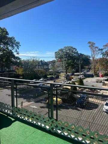 $270,000 | 2370 North Avenue, Unit 3F, Bridgeport, CT 06604