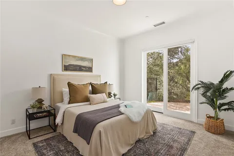 $3,850,000 | 238 Lake Sherwood Drive, Lake Sherwood, CA 91361