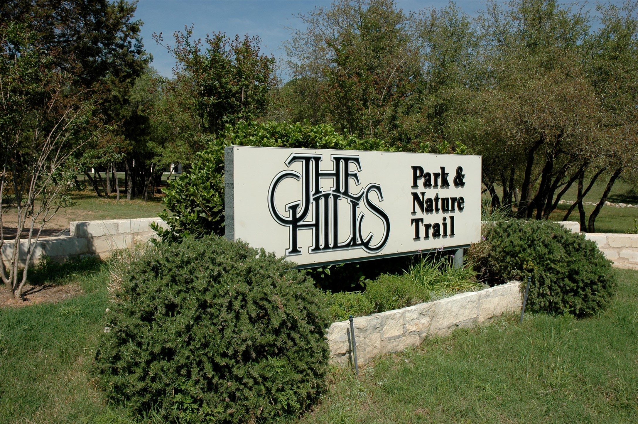 11 Treehaven Lane The Hills, TX 78738 - Photo 36 of 40 a sign that is on a pole