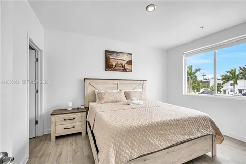 $3,500 | 171 Northwest 158th Street, Unit 1, Miami, FL 33169