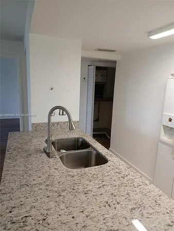 $2,300 | 16220 Northwest 2nd Avenue, Unit 411, Miami, FL 33169