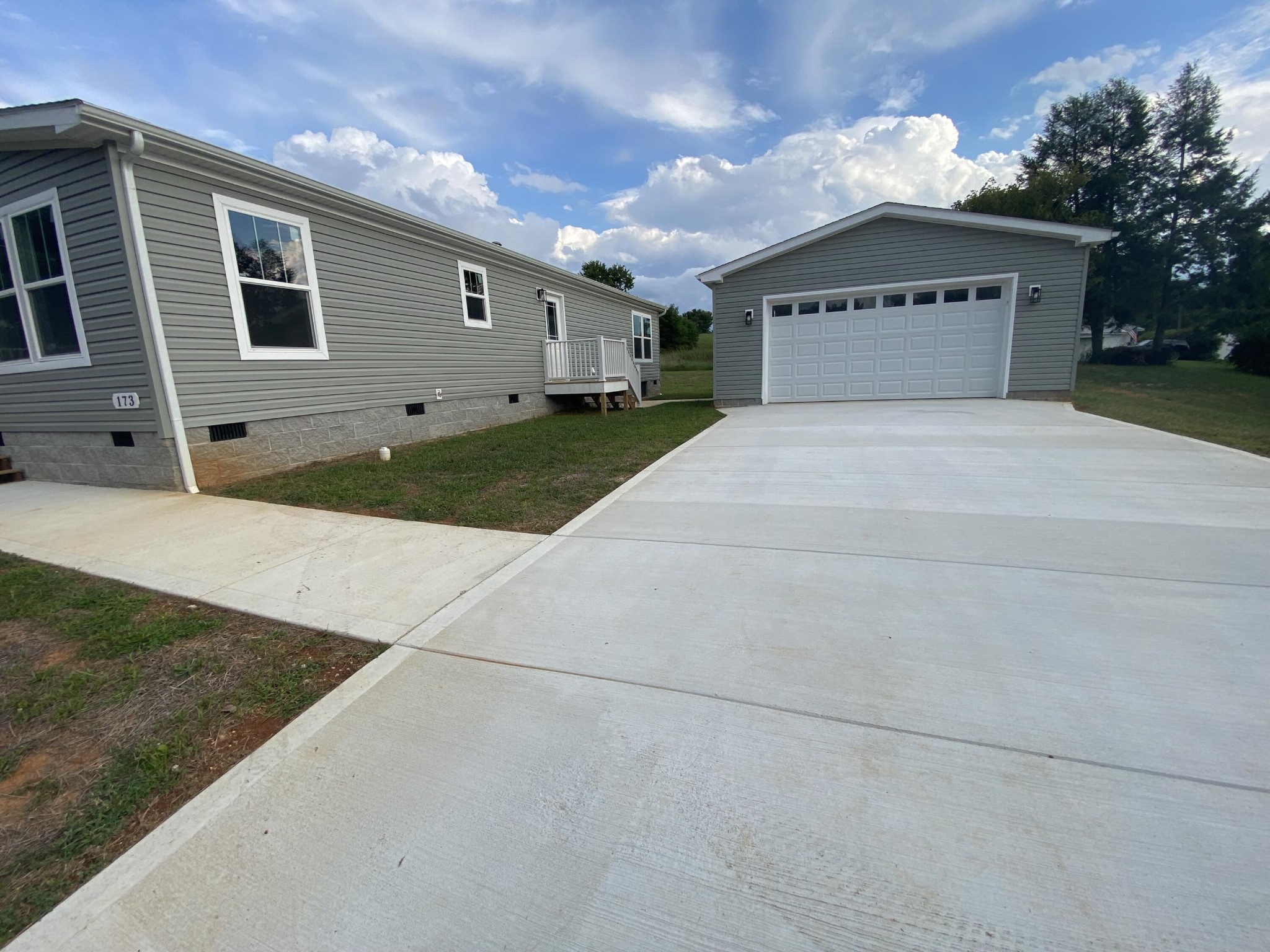 173 Dode Street Sweetwater, TN 37874 - Photo 3 of 49