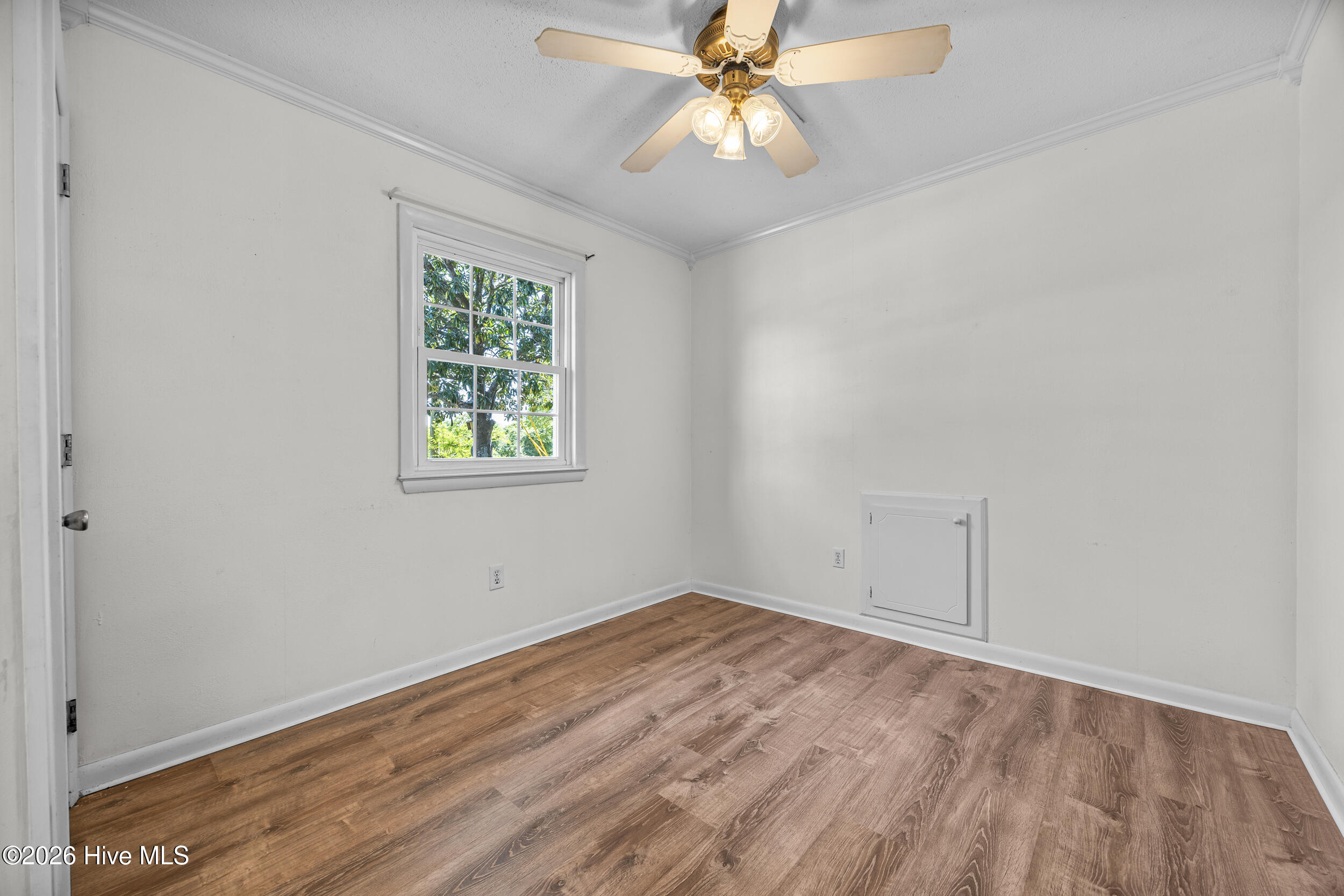 514 Cathay Road Wilmington, NC 28412 - Photo 21 of 44 10_room