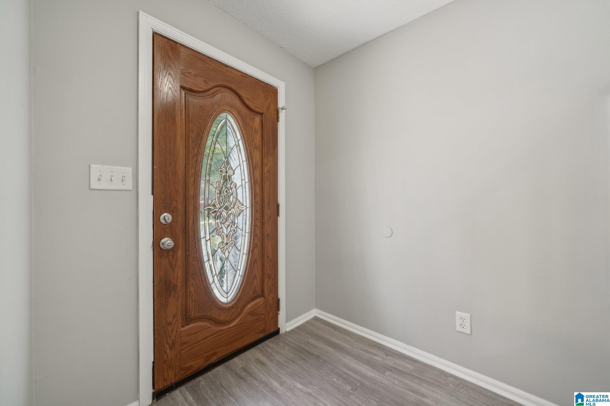 1056 Cardinal Circle Bessemer, AL 35023 - Photo 6 of 36