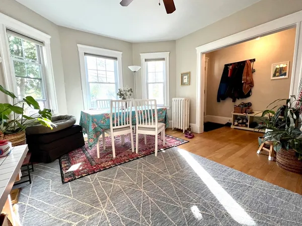 $4,000 | 29 Wood Street, Unit 1, Cambridge, MA 02140