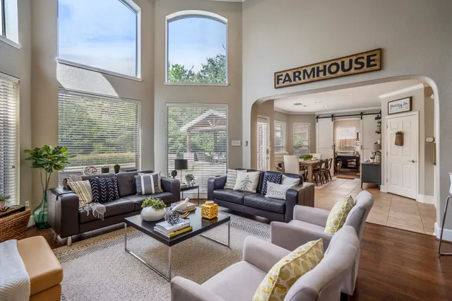 $749,000 | 10203 Earlington Manor Drive, Spring, TX 77379