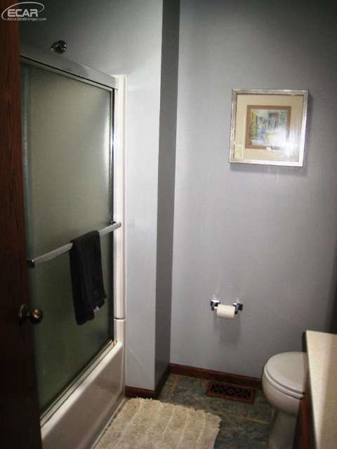 2378 Elms Road Swartz Creek, MI 48473 - Photo 32 of 51 20440723-31.JPG