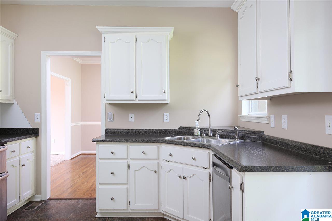 2852 Ridge Parkway Trussville, AL 35173 - Photo 16 of 34