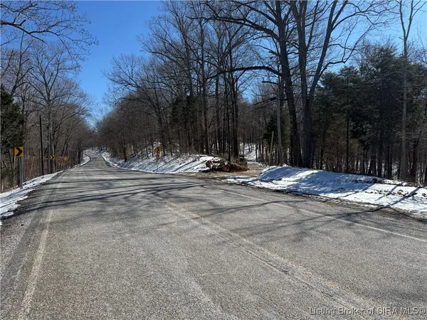 $1,399,000 | 0 In-237, English, IN 47118