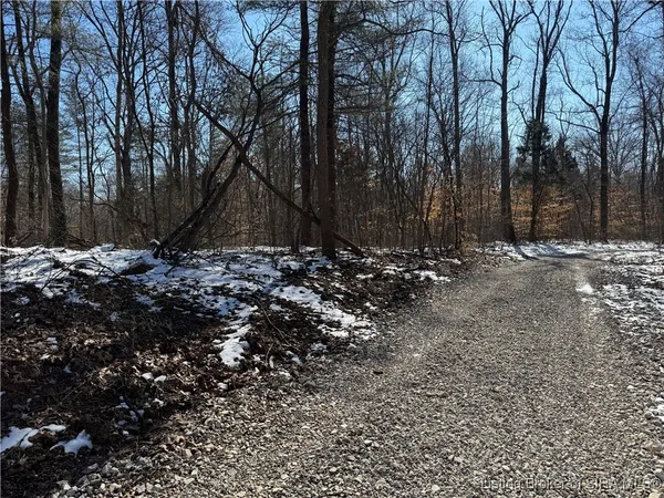$1,399,000 | 0 In-237, English, IN 47118