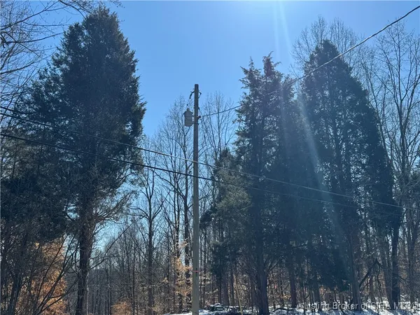 $1,399,000 | 0 In-237, English, IN 47118