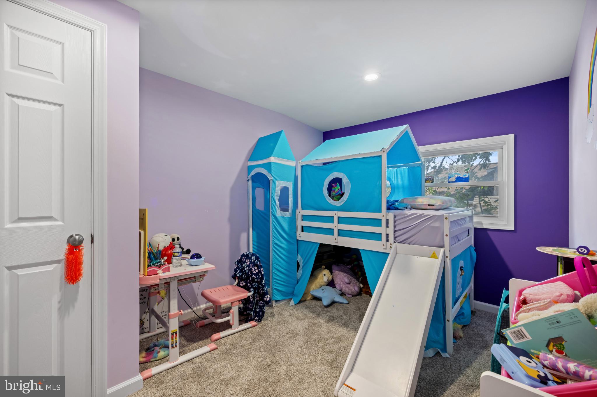 113 West Edgevale Road Baltimore, MD 21225 - Photo 20 of 41 a room with furniture and toys