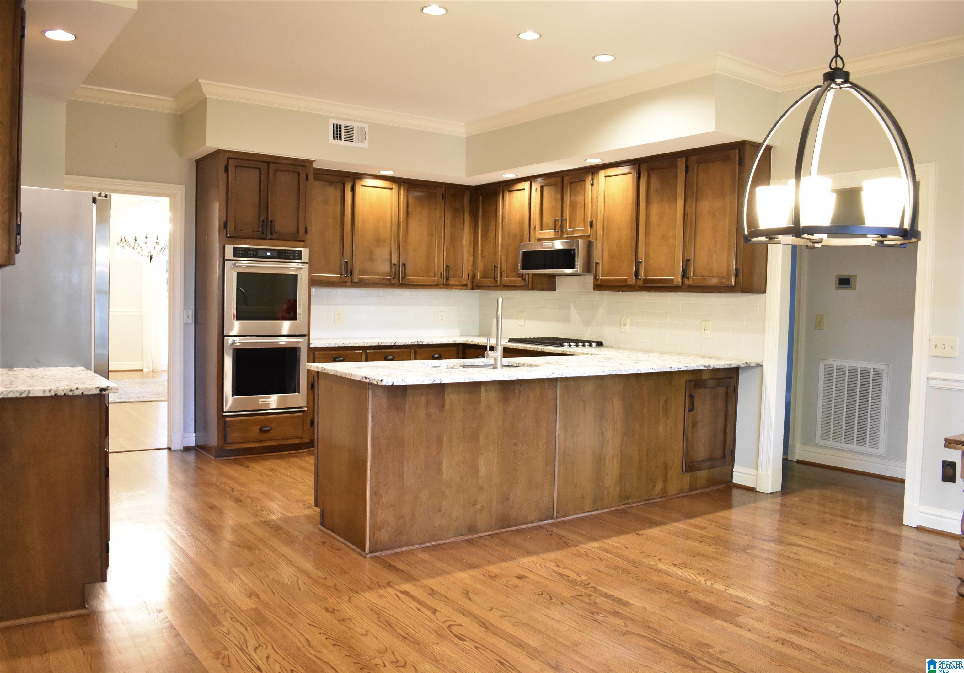 5304 Meadow Brook Road Birmingham, AL 35242 - Photo 8 of 15